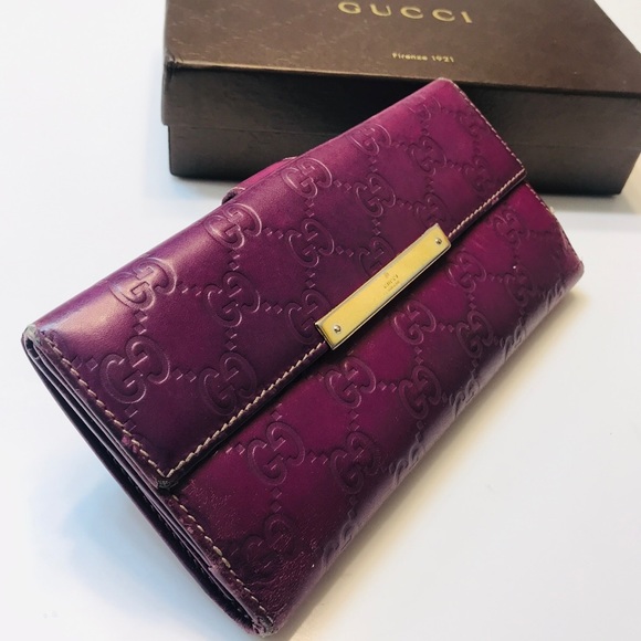 Gucci Handbags - GUCCI GG Continental leather wallet